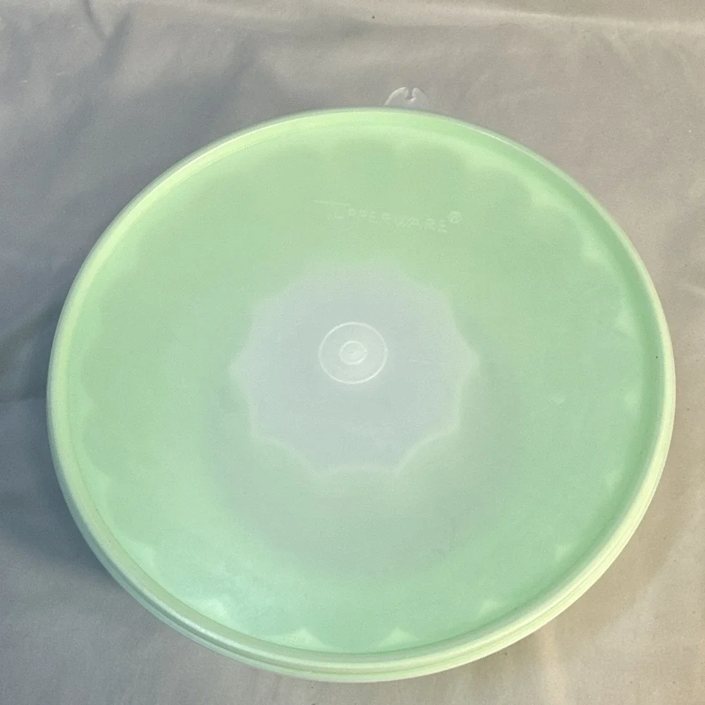Tupperware ring jello